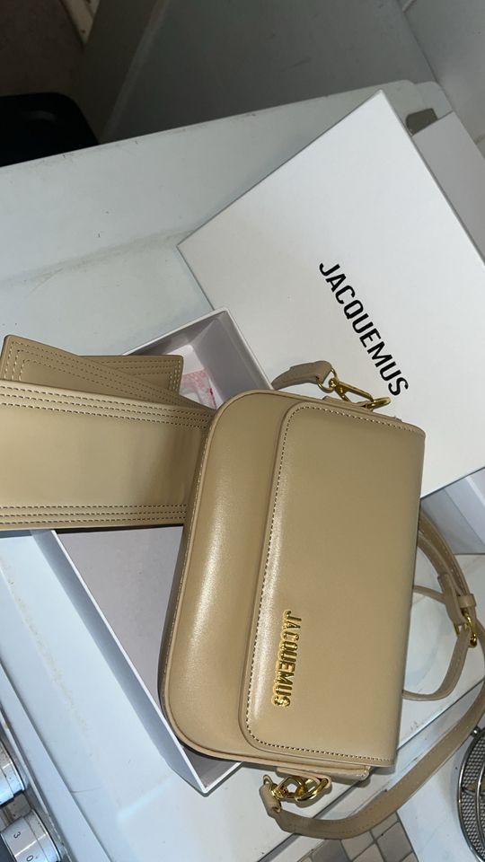 Jacquemus Tasche Neu in Berlin