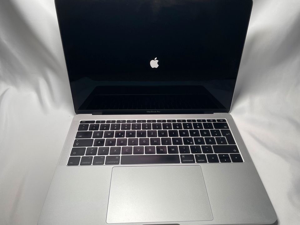 Apple MacBook Pro 13" i5 8GB 256GB 13,3 Mit Garantie! in Hamburg