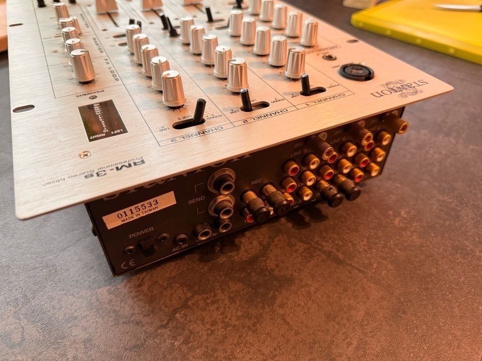 DJ Mixer Stanton RM-3S in Mörlenbach