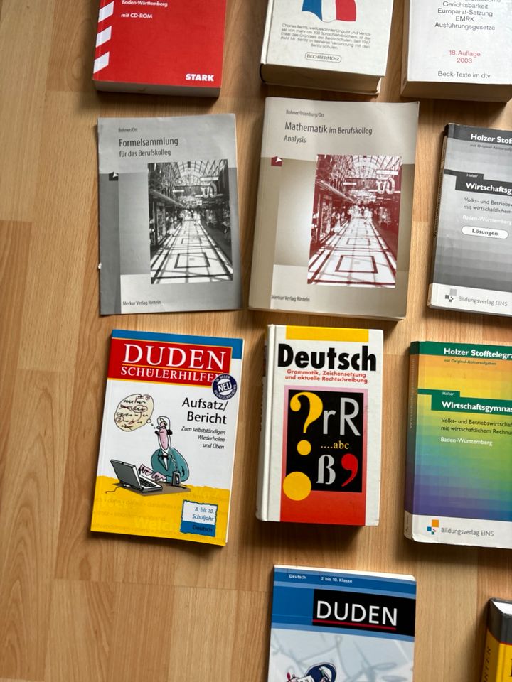 Bücherpaket Schule Mathe, Deutsch, Wirtschaft (18 Stück) in Stuttgart