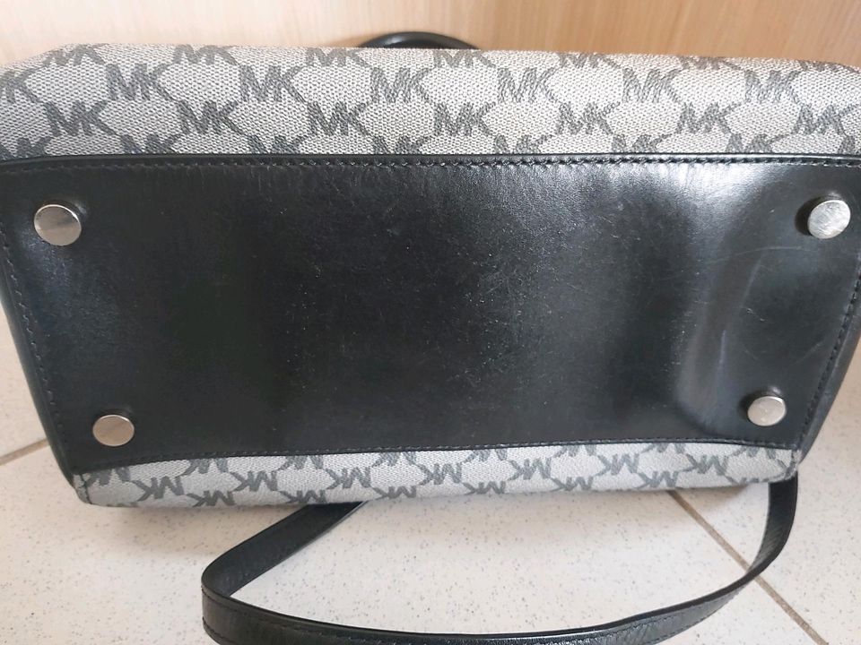 Michael Kors Tasche in Löbnitz