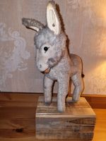 Großer Esel mit Knopf und Fahne - ca. 30 cm  bespielt  alt Nordrhein-Westfalen - Siegburg Vorschau