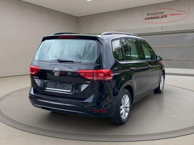 Volkswagen Touran Comfortline,Climatic,Winter-P,PDC,Tempom. in Wilkau-Haßlau