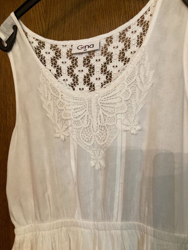 Weißes Sommerkleid mit Spitze in Gr. 40 in Düsseldorf