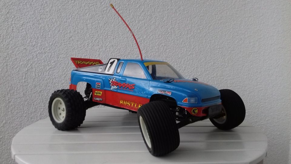 TRAXXAS Rustler Pickup Racetruck RC 1:10 in München