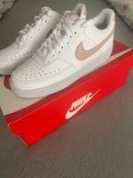 Nike dunk white pink Nordrhein-Westfalen - Hattingen Vorschau