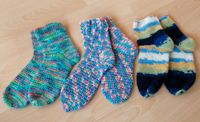 Wollsocken gehäkelt Größe 28/29 und 32/33 Niedersachsen - Holzminden Vorschau