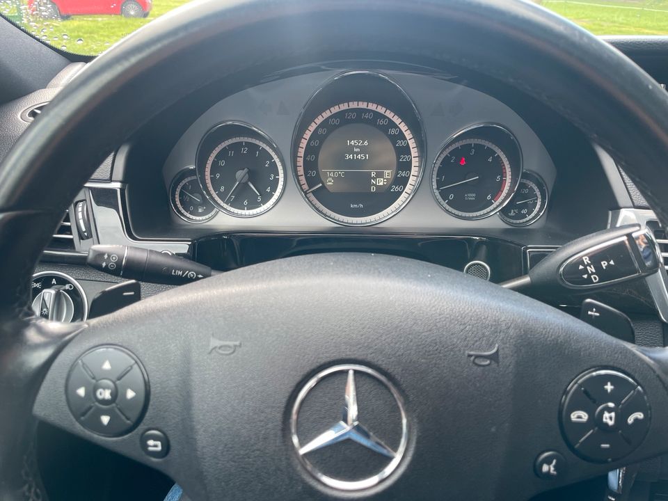 Mercedes-Benz E350 in Großenkneten
