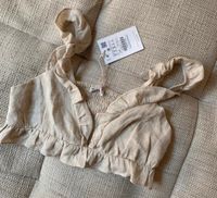 NEU Top Shirt BH Bra Bralette Pull & Bear Beige Rüschen Sachsen - Bautzen Vorschau