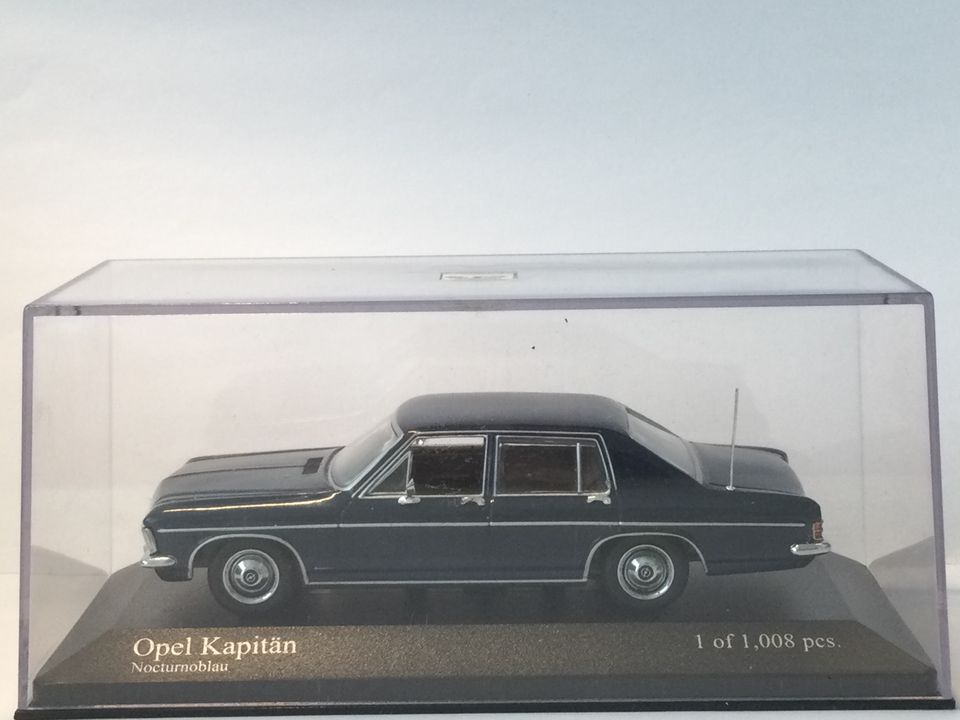 Minichamps 1:43 Opel Kapitän 1969 Blue in Einhausen (Thüringen)