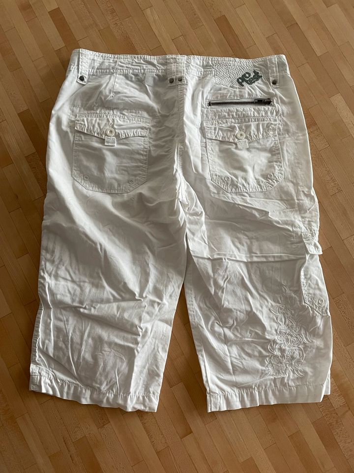 Protest Shorts weiß Gr. M / 38 in Kaiserslautern