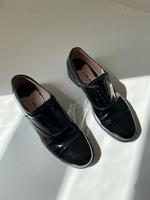 Miu Miu Loafer Derbies aus Lackleder 2000er Vintage Y2K Berlin - Neukölln Vorschau