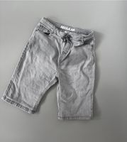Coole Jeans-Shorts für Frühlingstage Brandenburg - Hennickendorf Vorschau