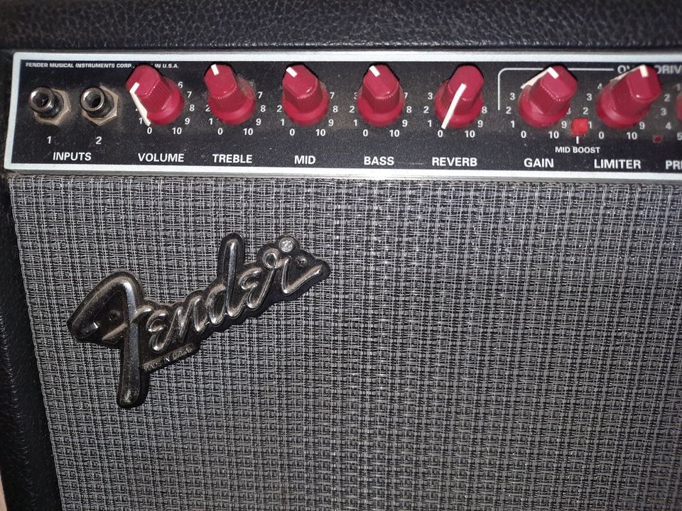 Toller Kofferverstärker FENDER Princeton, Overdrive und Chorus in Kaarst