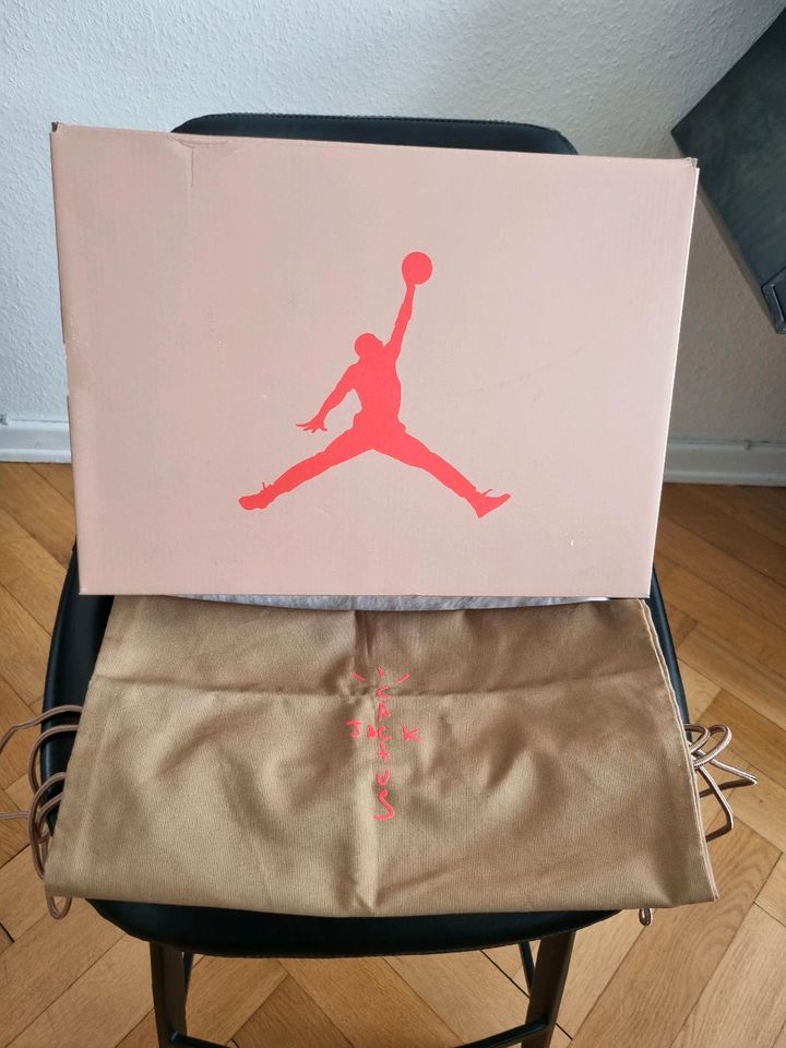 NEU!!! Nike Air Jordan 6 Travis Scott British Khaki US12/UK11/46 in Hamburg