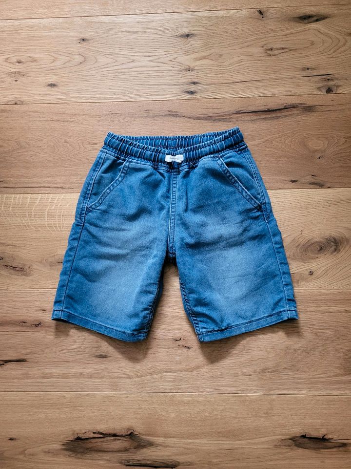 H&M Pull on Jeans Short Größe 122 in Meitingen