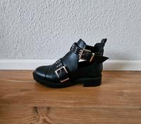 Asos tolle Stiefelette Gr. 38 schwarz Nieten Altona - Hamburg Iserbrook Vorschau