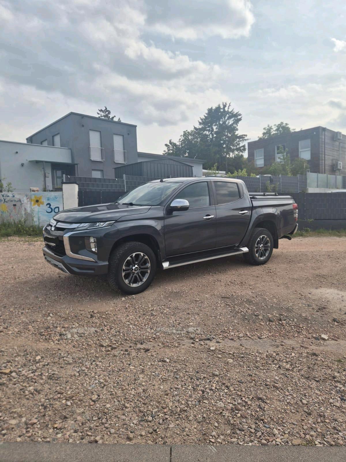 Abbildung des Autos Mitsubishi l200 Automatik