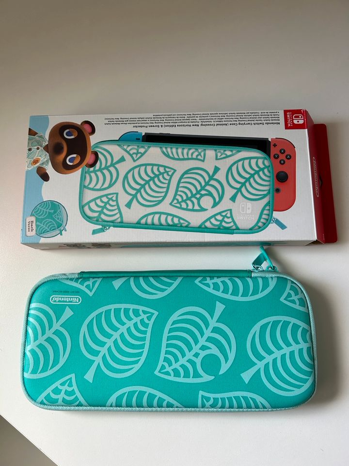 Animal crossing Switch Case in Bochum