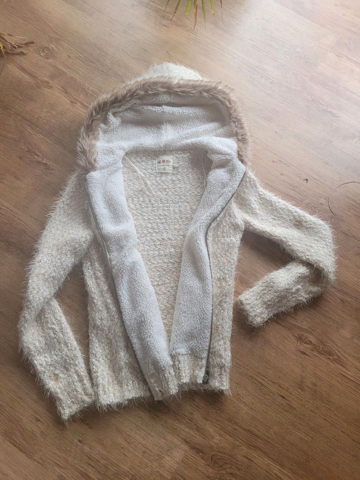 Strickjacke, Strickpullover, Pullover, Jacke, Teddyjacke, Teddyp in Hamminkeln