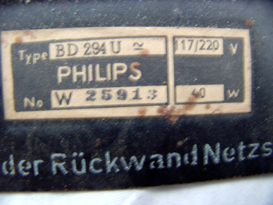 Radio  Philips  BD 294 U  117 / 220 v   W 25913  an Bastler in Gieboldehausen