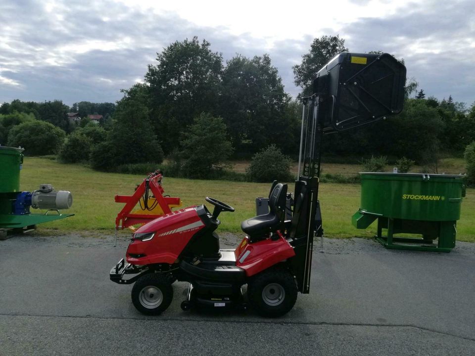 Herkules Rasentraktor Hochentlerrung Neu Aufsitzmäher Allrad 24 in Konzell