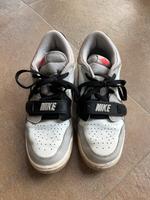 NIKE JORDAN Gr. 39 5.5 *nur sicher bezahlen* Sachsen - Glashütte Vorschau