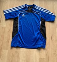 Adidas Kinder Sport Shirt Trikot Gr. 134 Hessen - Oberursel (Taunus) Vorschau
