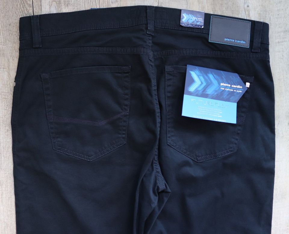 Pierre Cardin Lyon Tapered Futureflex Hose 38/32 in Kiel