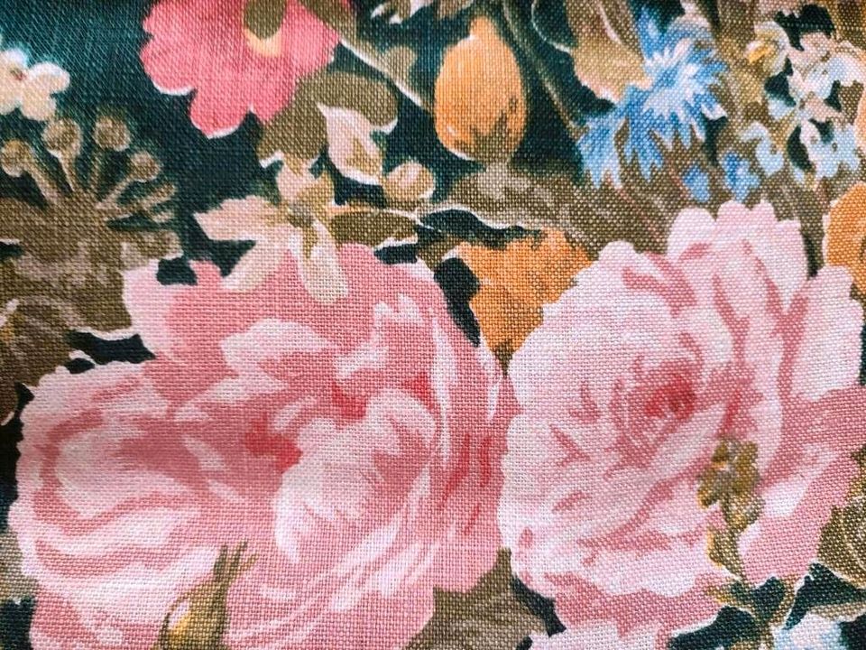 Blumen Stoff Indanthren vintage Nähen Meterware floral Leinen in Groß-Gerau