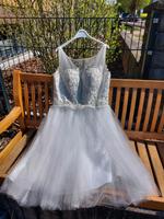 Schickes weißes Kleid/Ballkleid mit Glitzer Gr.42 Niedersachsen - Coppenbrügge Vorschau