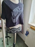 Kurz-Shirt mit kurzem Arm von NIKE in Gr. S Sachsen - Riesa Vorschau