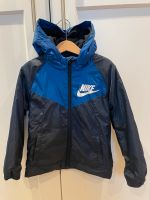 Nike Jacke Übergangsjacke Gr. 104/110 Nordrhein-Westfalen - Ibbenbüren Vorschau