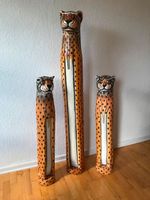 3 Geparden aus bemaltem Holz Niedersachsen - Elze Vorschau