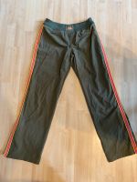 Fila Sporthose Gr. 36 S Jogginghose Hose mit Kontraststreifen München - Pasing-Obermenzing Vorschau