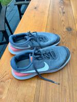 Nike Schuhe 38, Sportschuhe Sneaker Niedersachsen - Großheide Vorschau