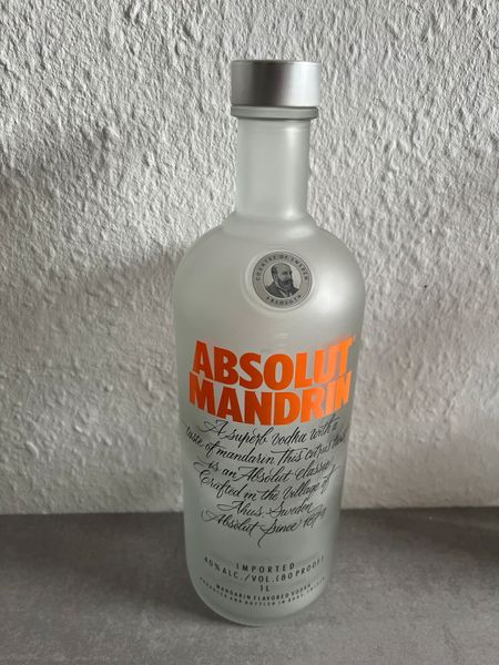 Leere Wodka Absolut Mandrin Mandarine 1 Liter deko in Nordrhein-Westfalen -  Detmold | eBay Kleinanzeigen ist jetzt Kleinanzeigen