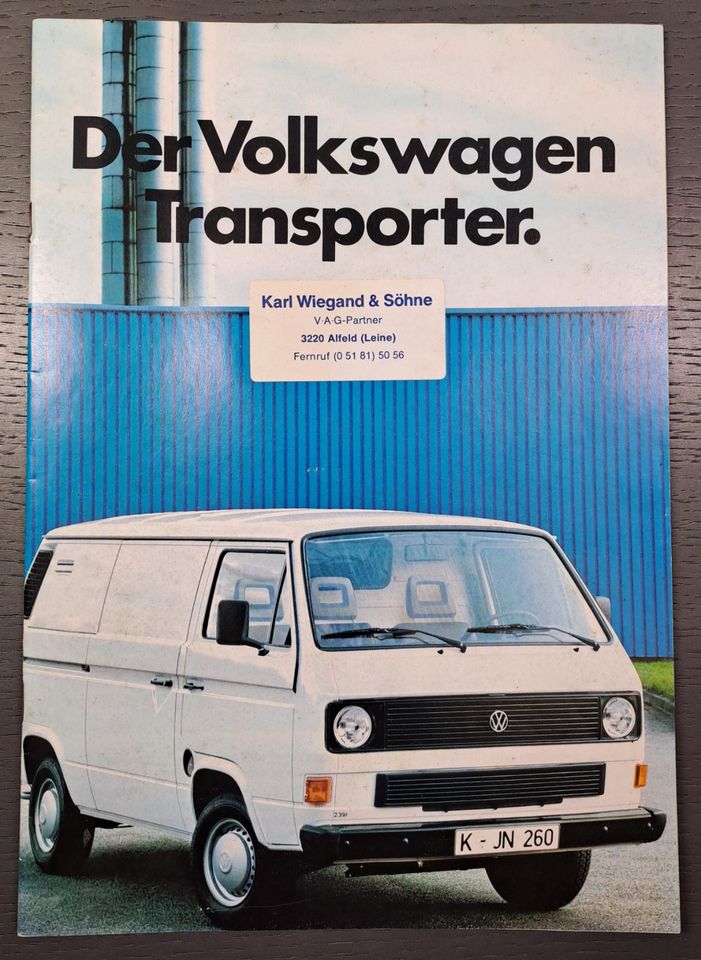 Der Volkswagen Transporter Prospekt 1/86 in Alfeld (Leine)