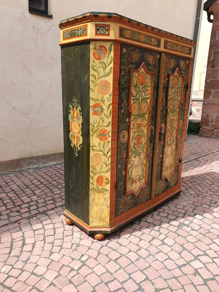 Bauernmöbel Möbel Barock Antiquitäten Kleiderschrank Schrank in Zellingen