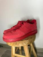 Herren Nike Schuhe Farbe rot Größe 43 Nordrhein-Westfalen - Xanten Vorschau