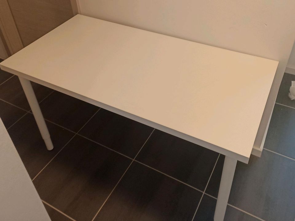 IKEA SCHREIBTISCH LAGKAPTEN OLOV BEINE HÖHENVERSTELLBAR in Altdorf bei Nürnberg