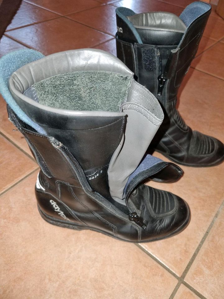 Motorrad Stiefel Daytona in Lingenfeld