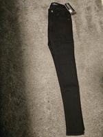 NEUE Jeans Schwarz  32-40 Niedersachsen - Meppen Vorschau