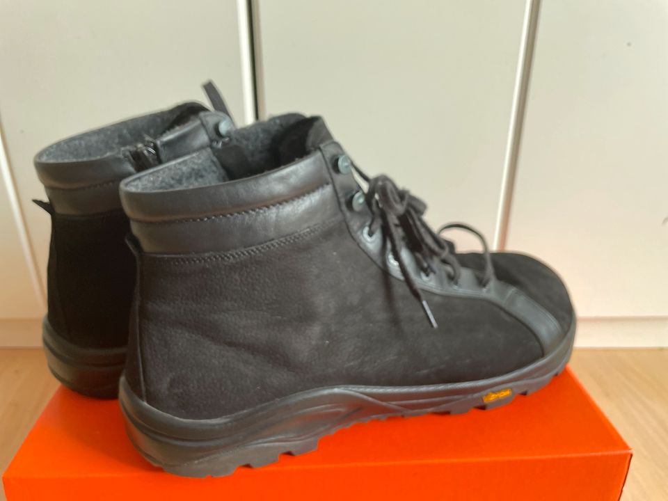 Vibram Damenstiefel Gr. 41,5 in Erzhausen