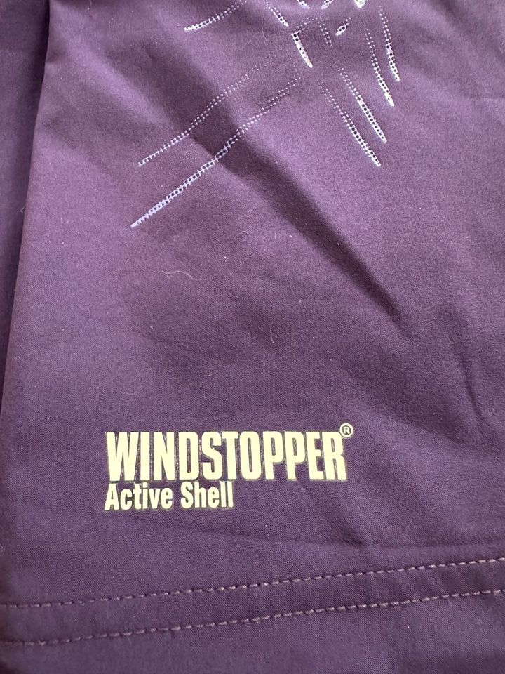 ASICS  SPEED GORE VEST Windstopper Damen Größe L in Leipzig