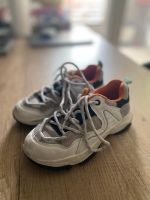 Sneaker Größe 29 Kinder von Reserved Schuhe Nordrhein-Westfalen - Steinfurt Vorschau