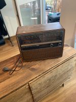 Radio Grundig Vintage Retro Mitte - Wedding Vorschau