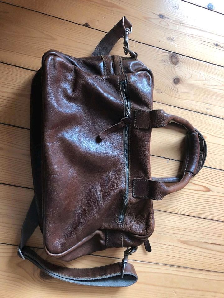 Hochwertige Cowboysbag Ledertasche in Berlin