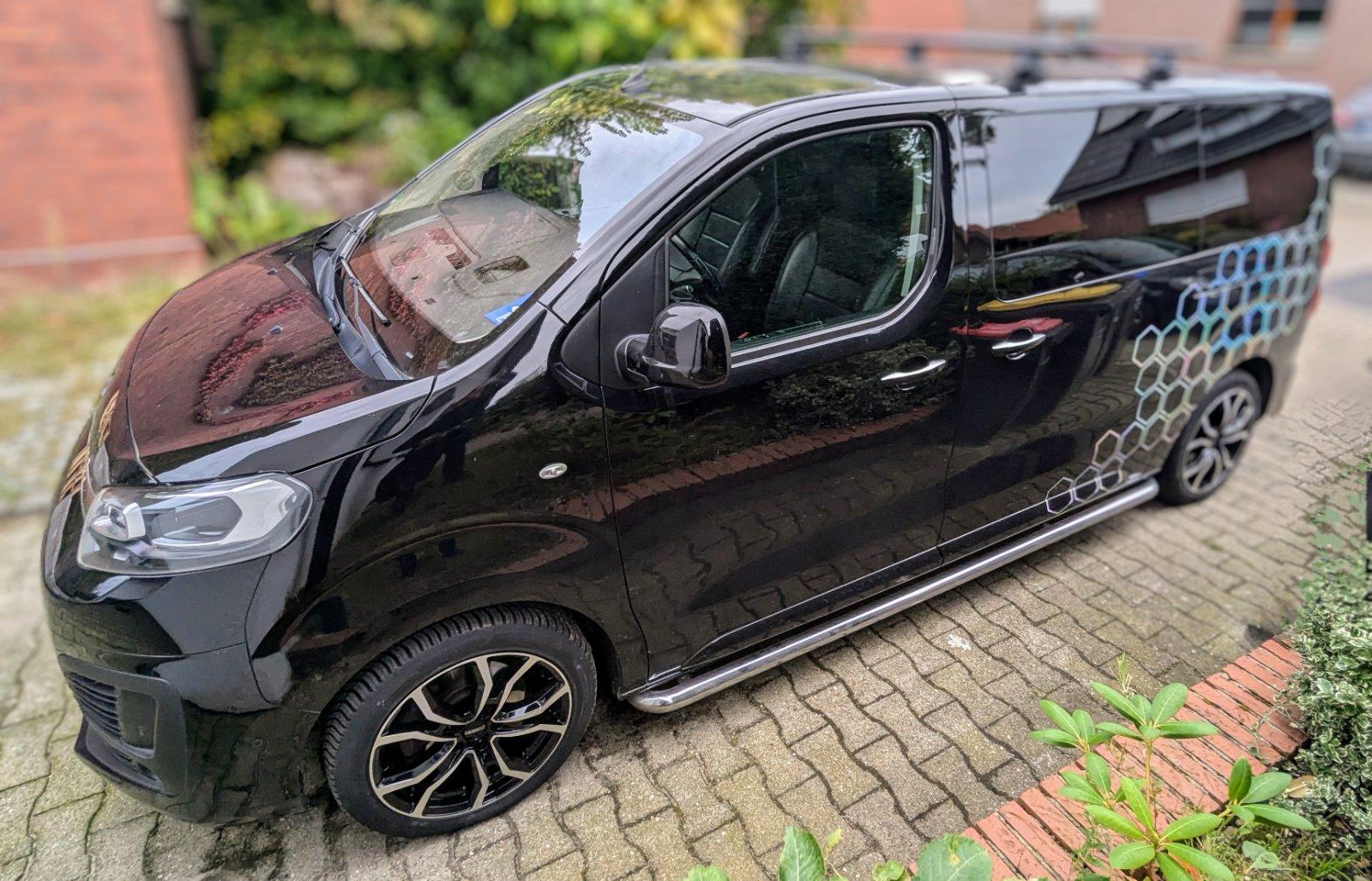 Abbildung des Autos Citroen Spacetourer - L2…