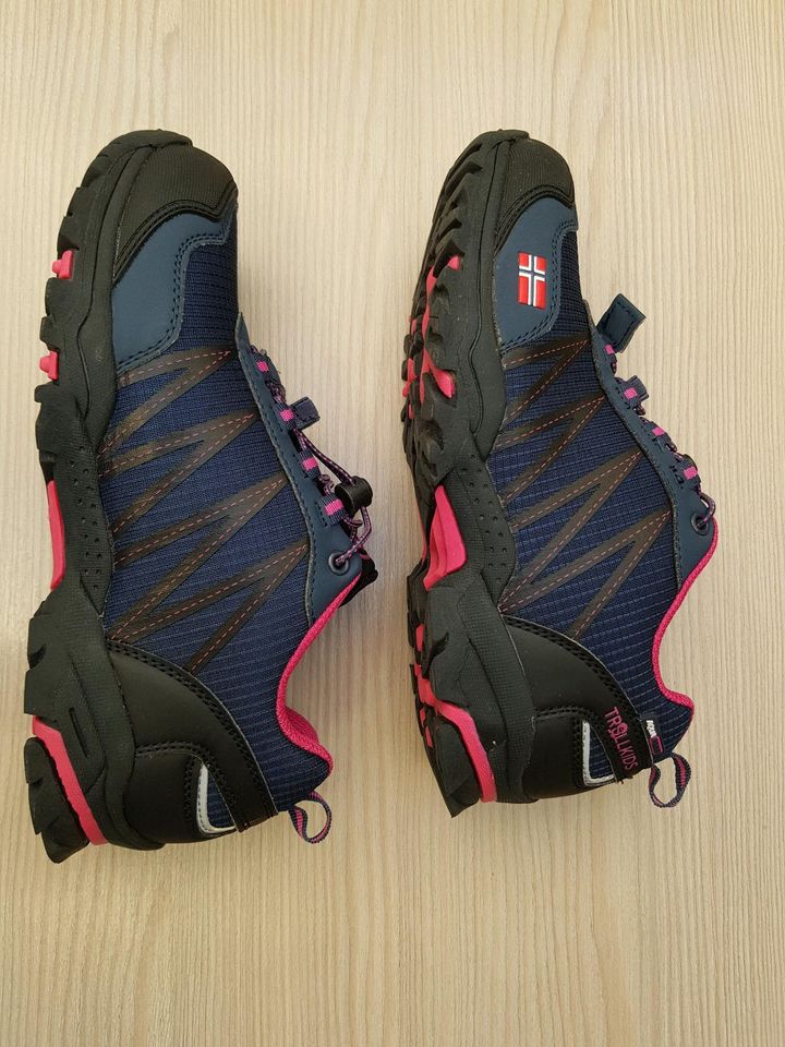 Trollkids Kinder Wanderschuhe Gr. 36 navy magenta in Peine